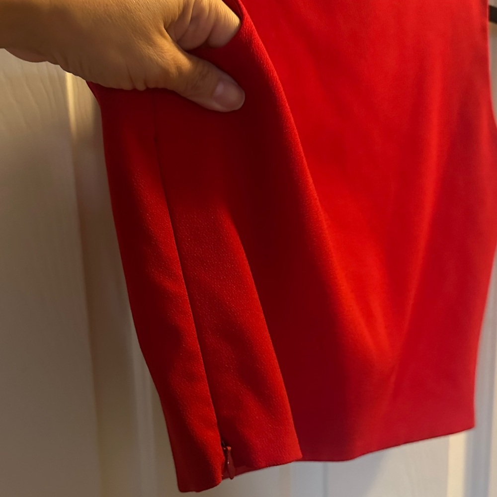 Express Bold Red Tank Top - Picture 4 of 6